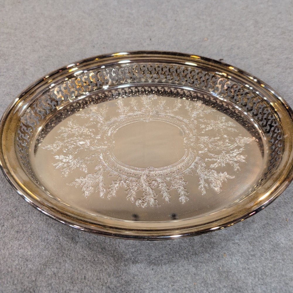 Oneida Silver Plate Oval Pierced Gallery Tray Etched Floral Made in USA - Picture 2 of 8